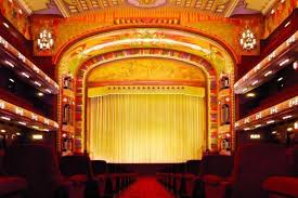 Pathé heeft bioscopen in o.a. Tuschinski Best Attractions In Amsterdam