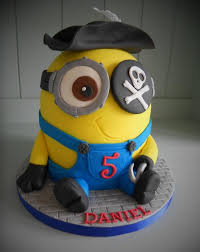 Birthday Cake For 5 Year Old Boy Pirate Minion Cake Minion Cake Boy Birthday Cake Pirate Cake