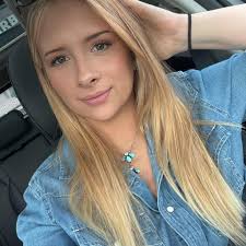 ISO an awesome tattoo artist/shop locally.I consider Bullhead local.TY