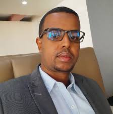 Wargelin Hay'adda Socdaalka iyo Jinsiyaddu, waxay halkaan ugu soo  gudbineysaa muwaadiniinta Soomaaliyeed, wargelin la xariirta dib u  bilaabidda qabashada codsiyada baasaboorka. #HSJ