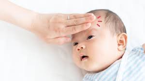 Namun, tetap penting bagi anda memahami pencegahan serta cara mengatasi kemunculannya di lain waktu. Muncul Bintik Merah Pada Kulit Bayi Setelah Demam Ini Penyebab Dan Cara Mengobatinya Orami