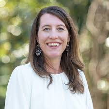 Laura Ringo's Instagram, Twitter & Facebook