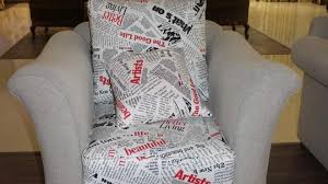 أثاث منزلى من ورق الصحف اقرا براحتك الوطن