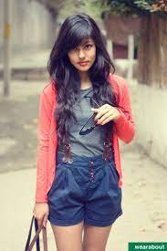 Oona New Delhi Black Wavy Hair Long Hair Styles Street Style Chic