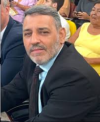 VEREADOR SEVERIANO É EMPOSSADO UM DIA APÓS TER SEPULTADO O PAI EM VOLTA  REDONDA