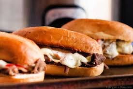 This sandwich has transcended the borders of philadelphia to become a universal comfort food and a regular at my dinner table. Crock Pot Philly Cheese Steak Sandwich Recipe Easy Weeknight Meal