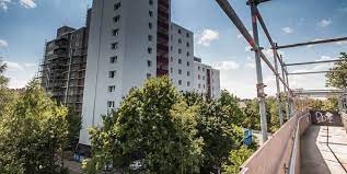 Vermietung der mietwohnung nur an eine einzelpersongerne dame mittleren alters.oder auch an eine\/einen wochenendpendler.für eine familie ist diese wohnung. Wohnungen In Opladen Hohere Mieten An Der Bahnallee Kolner Stadt Anzeiger
