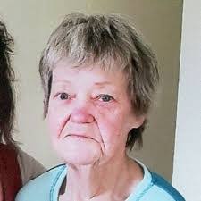 Cindy Vickers's Instagram, Twitter & Facebook