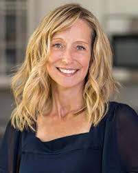 Michelle Travali, CENTURY 21 Real Estate Agent in Enfield, CT