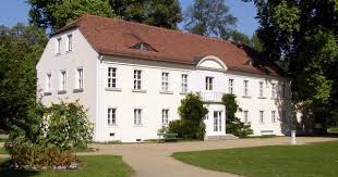 Pin By Ross Wheeler On Mansions In 2020 Germany Castles Mansions Architecture