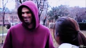Beauty The Beast Bloopers Gonna Die Young Bueaty And The Beast Beauty And The Beast Vincent And Catherine