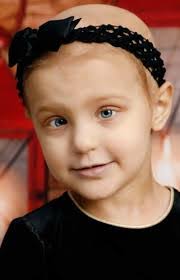 Danielle Casteel's Instagram, Twitter & Facebook