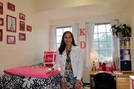 Preppy college dorm room tour! Senior Year Dorm Room At Wake Forest University Tall And Preppy