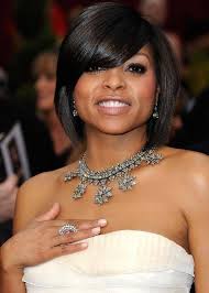 19 Hairstyles That Slim A Round Face Shape Black Hairstyles For Round Faces Round Face Haircuts Medium Hair Styles