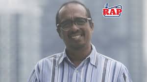 Pak ya is the local gangster in kelantan (known as gedebe in kelantanese dialect). Keluarga Pun Panggil Pok Ya
