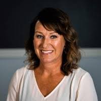 Angela Fenwick's Instagram, Twitter & Facebook