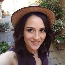 Sara Sinclair (@SaraLSinclair)