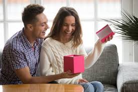 Whether it's for her birthday, an anniversary, or the holidays, browse unique gifts for girlfriends that show her how much you care. Make Your Girlfriend Fall For Your All Over Again Awesome Gf Birthday Gift Ideas 2020