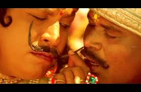 Hello preinds, Male 26. Ennoda earnings: for now 30K≈ monthly through  online content creation as solo from my native village. Marriage la perusa  interest kidaiyadhu. Incase, pethavaingalukaga pannikitalum veruppoda  vazhavum mudiyadhu. Ippo