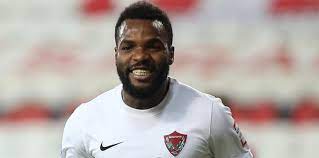 Hatayspor basın sözcüsü rahmi vardı, aaron boupendza'nın hatayspor'da kalmak istediği için hatayspor'un golcü futbolcusu aaron boupendza için rus ekibi krasnodar'ın yöneticileri geçtiğimiz. Kelepir Golcu Boupendza Fotomac