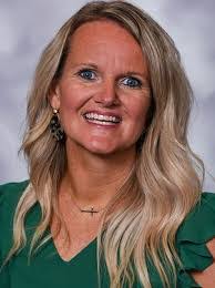 Nicole Dearth's Instagram, Twitter & Facebook