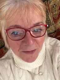 Introduction and photo sharing