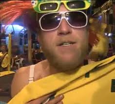 Watch Irishman known as 'fella in the Favela' party with locals in Rio