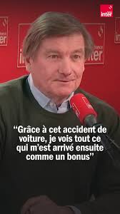 Eric Neuhoff raconte le terrible accident de la route dont il a été victime  dans sa jeunesse : "Je serai éternellement ce type de 22 ans étalé sur une  route de la Costa Brava. Tout ce qui m'est arrivé ...