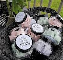 Amazon.com: Yarlung 16 Pack 8 Oz Plastic Jars with Lids ...