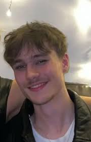 Can someone please put him in front of a limo. He's brother and sister had  one