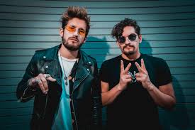 Ricardo montaner, mau y ricky, camilo & evaluna montaner. 100 Ideas De Mau Y Ricky En 2021 Evaluna Montaner Camilo Cantantes