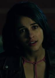 Fan Casting Naomi Scott as Beverly Cooper in Arkham Asylum : Hell of the  Monsters