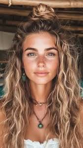 Nicole Maxfield (nikkimaxi)