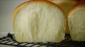 Roti sobek adalah jenis roti lembut dan lezat, yang cocok dijadikan cemilan santai. Ekstrem Satu Kilogram Tepung Cuma 1 2 Gram Ragi Fermentasi Di Kulkas Youtube