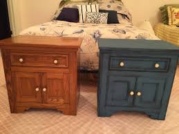 80 S Oak Bedroom Nightstand Redone With Annie Sloan Chalk Paint Two Coats Of Graphite Bedroom Furniture Makeover Oak Bedroom Furniture Bedroom Furniture Redo