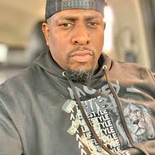 Stephen Lawrence додав нову світлину.