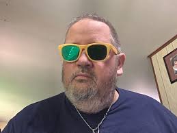 Why is my small engine starter motor not working properly?