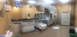 Esaminiamo i fattori da cui dipende l'effetto tossico della radioterapia ed i sintomi con cui si manifestano gli effetti collaterali a breve ed a lungo termine. Radioterapia A Torrette Due Nuovi Macchinari Attualita Centropagina Cronaca E Attualita Dalle Marche