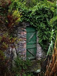 17 Best Secret Garden Bedroom Ideas Garden Bedroom Secret Garden Girl Room