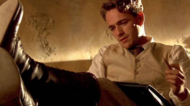 Luke Perry's Role In The Fifth Element, Explained