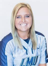 Jennifer Moose's Instagram, Twitter & Facebook