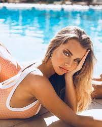 She is dating her boyfriend, joao felix. Pin De Agent T Illuminati Em Margarida Corceiro One Piece Bota De Cowboy Margaridas