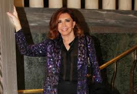 Όλες οι ειδήσεις, τα τελευταία νέα και η επικαιρότητα από το πιο αποκαλυπτικό ειδησεογραφικό site. Mimh Ntenish H Fwtografia Me Magio Poy Thn Trabh3e H Korh Ths Znews