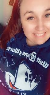 Kristen Eversole's Instagram, Twitter & Facebook