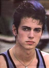 Harry Vest's Instagram, Twitter & Facebook