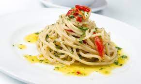 Made with lots of extra virgin olive oil, garlic (no need for peeling and chopping if you. Garlic Olive Oil And Red Chili Spaghetti Spaghetti Aglio Olio Peperoncino