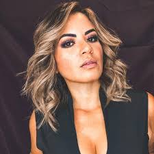 Renee Chippendale's Instagram, Twitter & Facebook