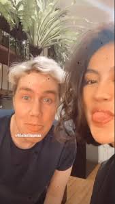 3 Fakta Kedekatan Agnez Mo dengan Raphael Maitimo, Pesepak Bola Asal Belanda