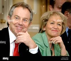 Roger Boyle's Instagram, Twitter & Facebook