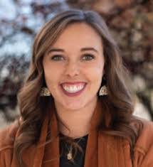 Jennifer Vargo's Instagram, Twitter & Facebook